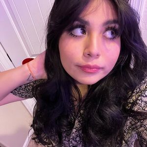 Meet your Posher, Jazmin